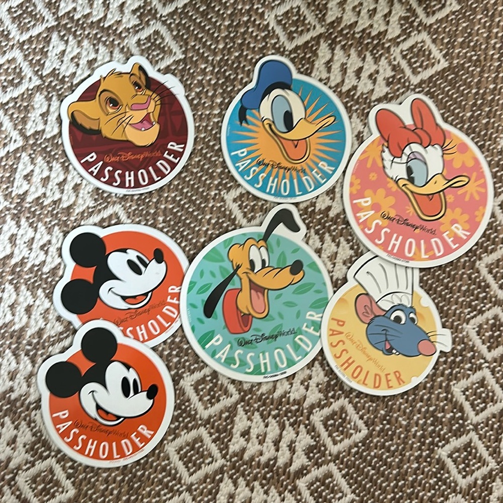 Limited edition Disney Passholder magnets